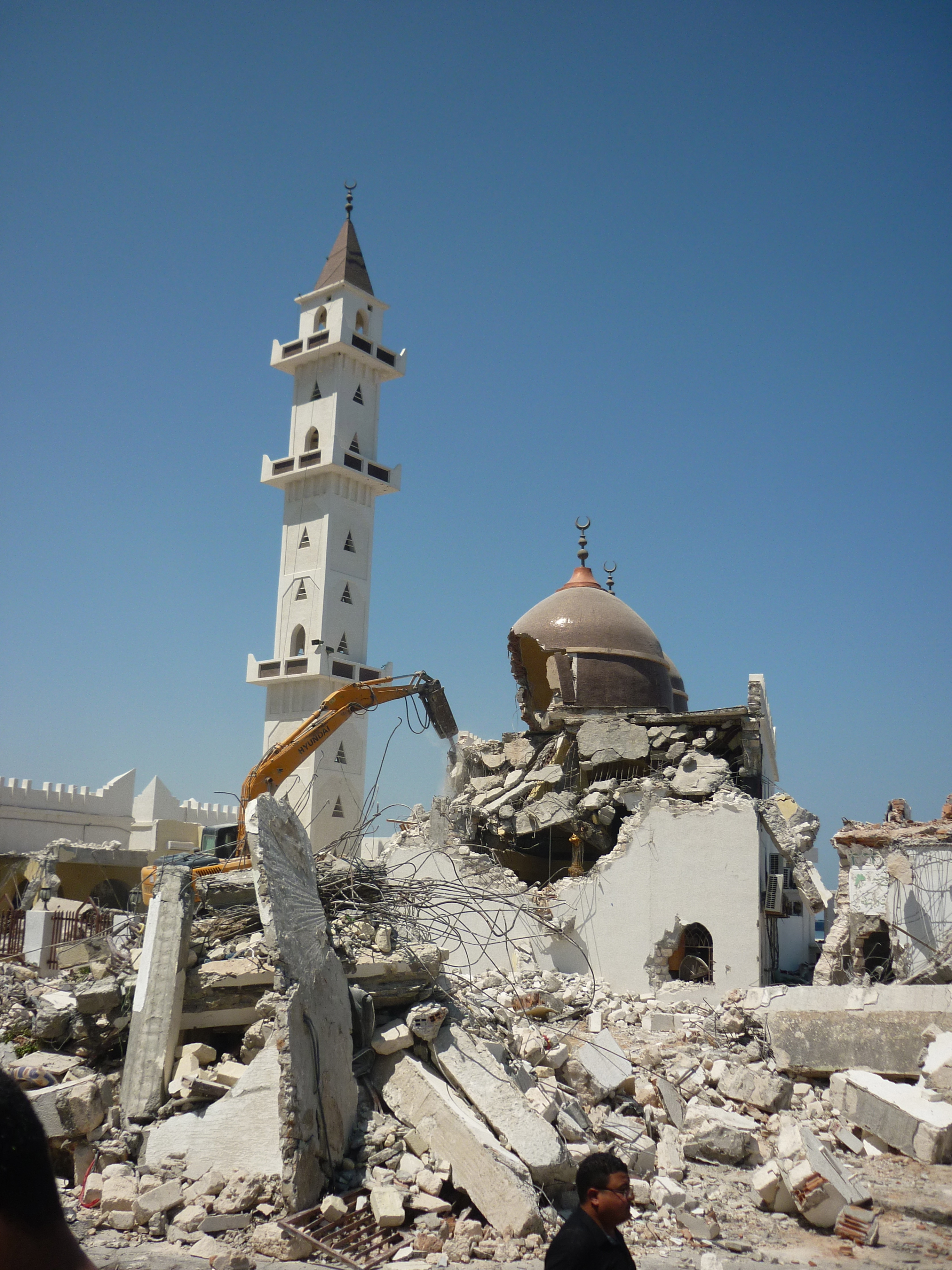 Tripoli's Al-Sha'ab shrine demolished