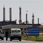 Rocket hits Zawia storage tank, national oil production expected to slump