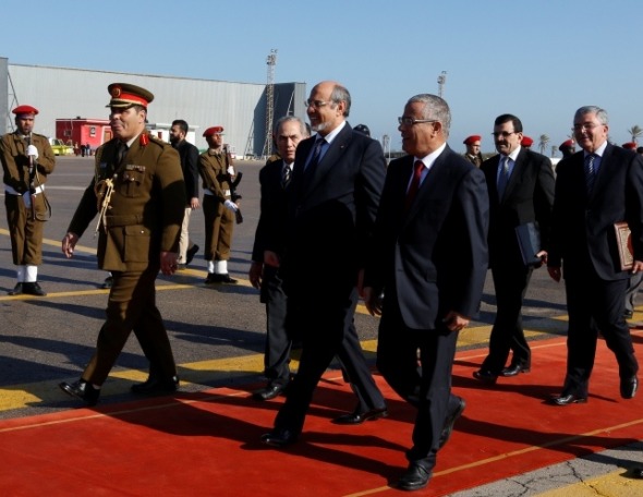Zeidan orders reopening of Tunisian border after talks with Tunisian PM