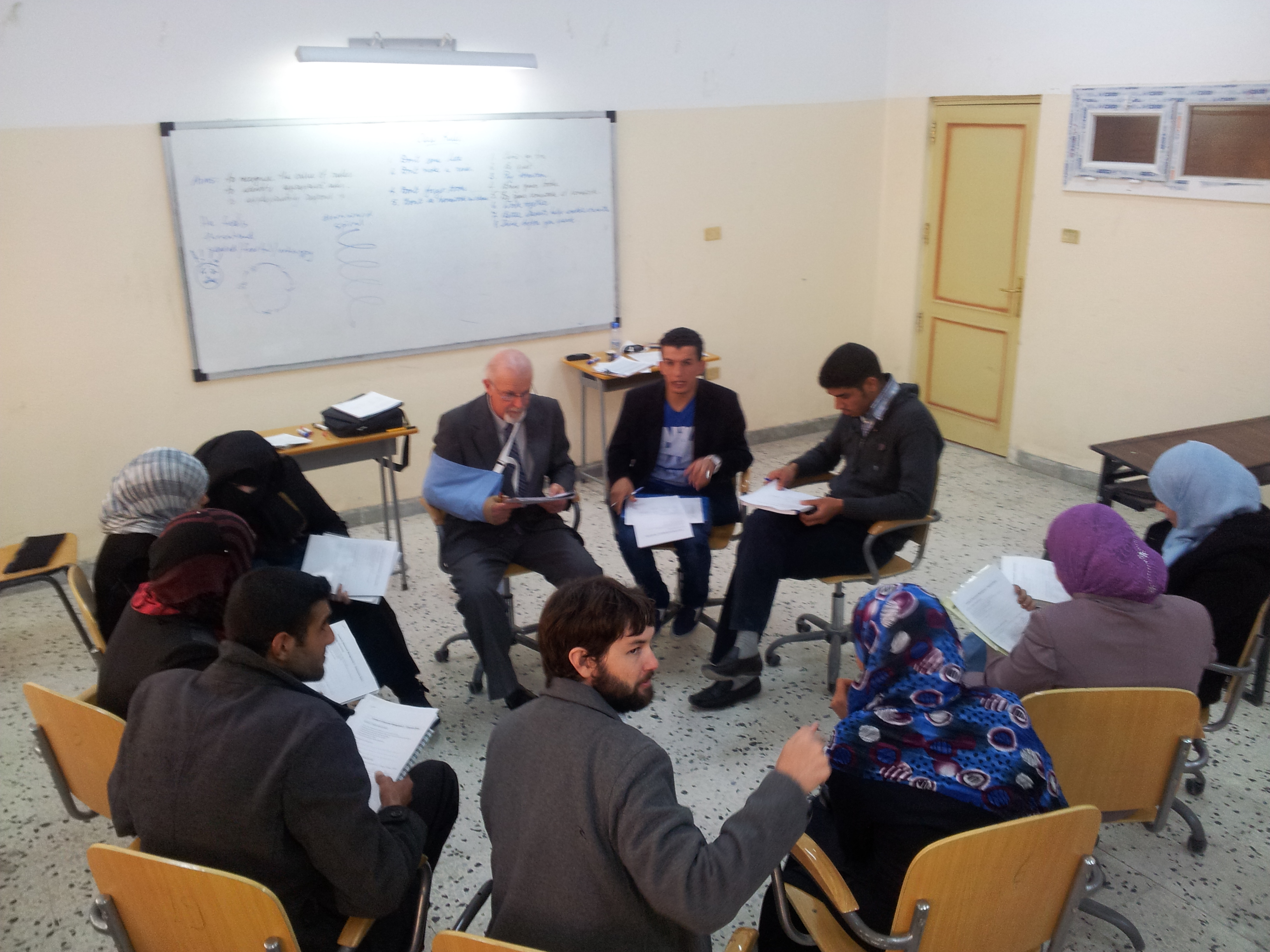 Zliten English teachers learn new classroom approach