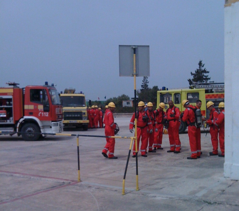Oil workers complete aviation rescue and fire-fighting training in Malta