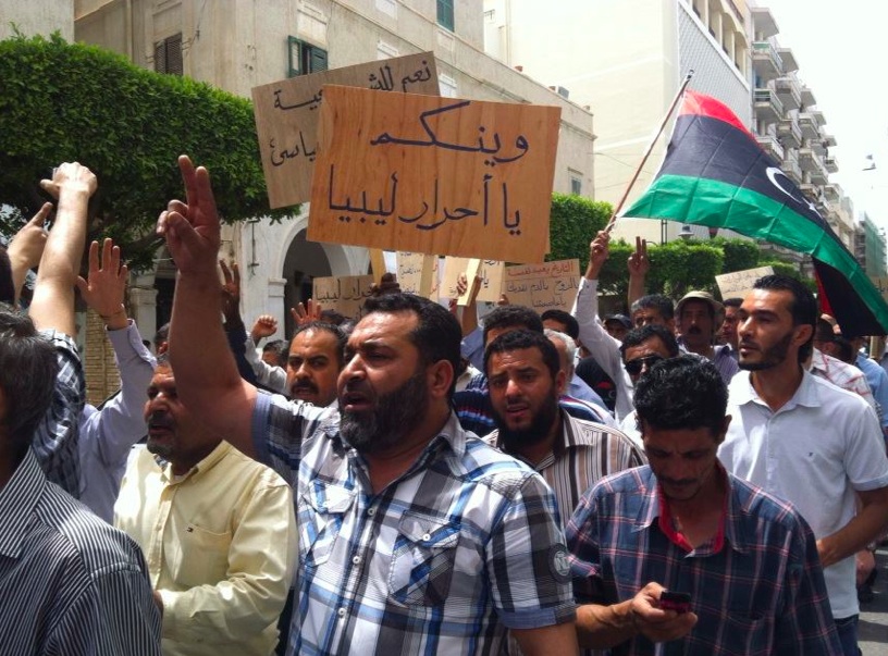 Backlash against militias gains momentum