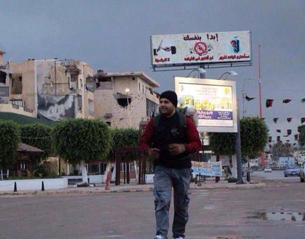 Misrata man walks for peace to Tripoli