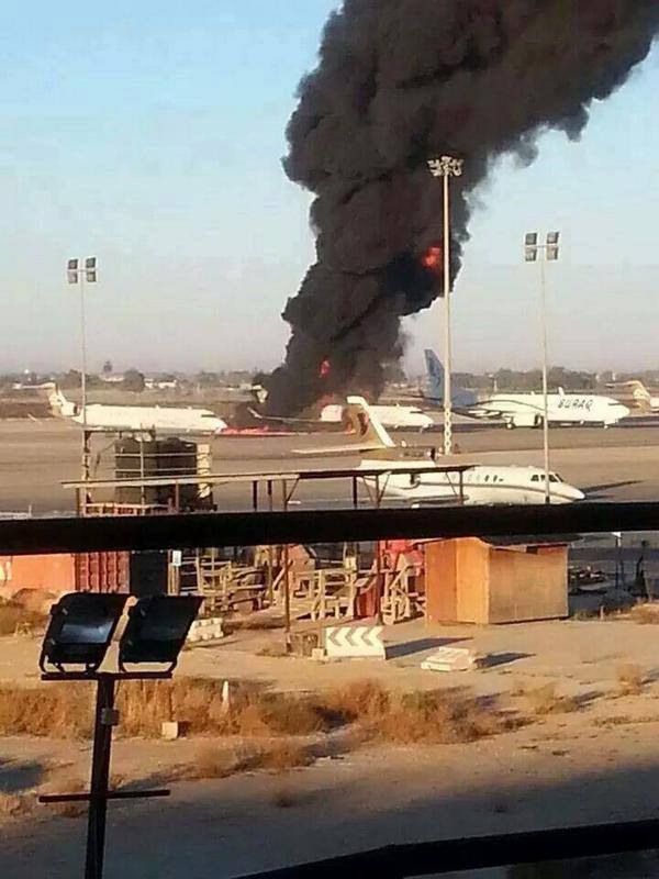 Five killed in airport clashes as fighting spreads