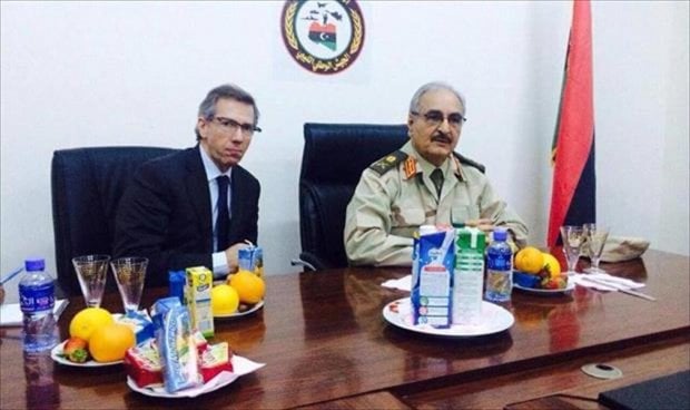 Leon in surprise talks with Hafter