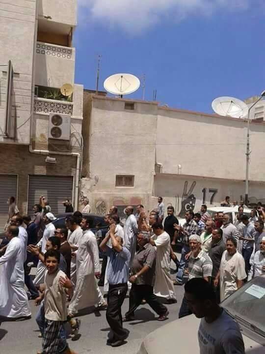Heavy fighting in Derna between Islamists; IS appears to lose ground