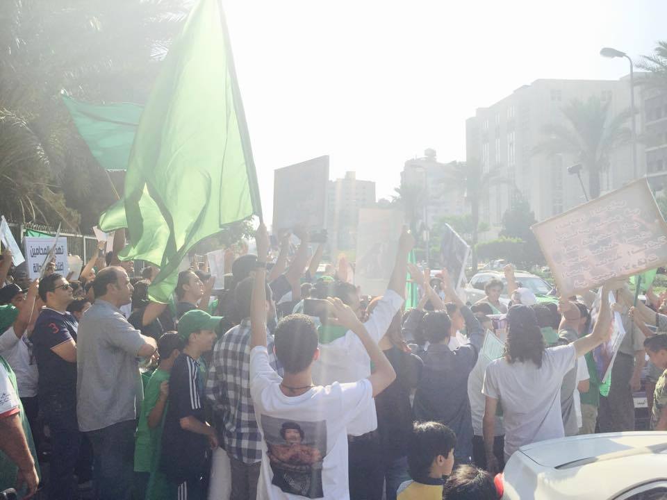 Qaddafi loyalists protest in Cairo against Tripoli death sentences