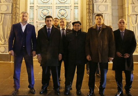 Ghwell in Moscow - hands back arrested Russian sailors