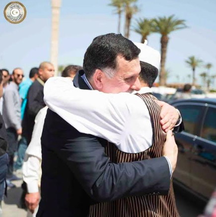 Serraj goes walkabout in Martyrs' Square