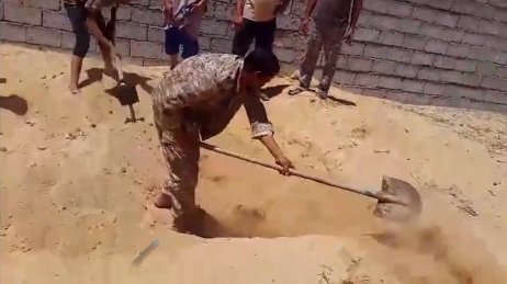 Sirte mass-grave found as IS pressed in the Ouagadougou centre