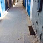 Armed men shut down black market dealers as dinar plummets
