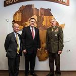Serraj confers with US military chiefs on operations against IS