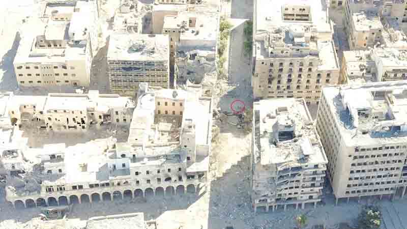 Militants blow up historic Suq Al-Hout buildings to block LNA tanks