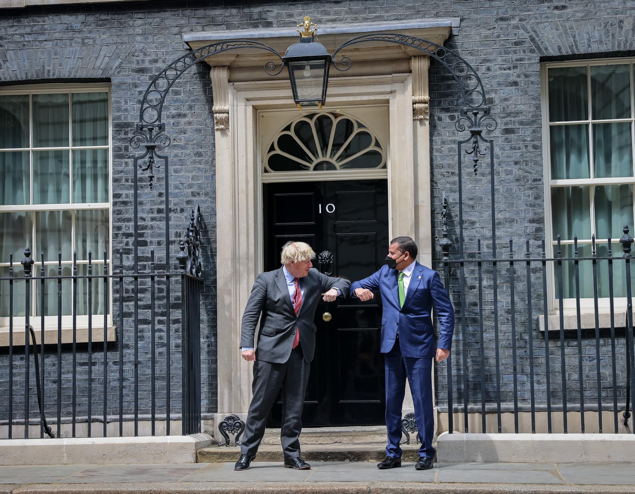 Aldabaiba meets Johnson in London